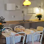 Le Porte Di Marzo Daire