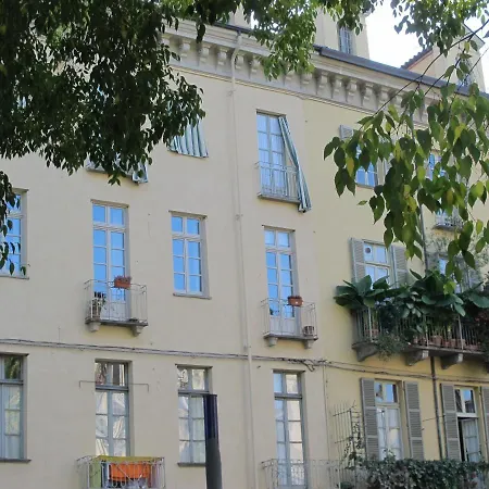Le Porte Di Marzo Apartment Turin